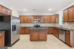 220 Mosswood Dr, Savannah, GA 31405 - Photo 17