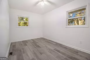 6505 Granada Dr, Forest Park, GA 30297 - Photo 11