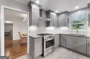 7972 Woods Ln, Jonesboro, GA 30236 - Photo 3