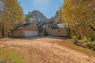 365 Carroll Church Rd, Lavonia, GA 30553 - Photo 1