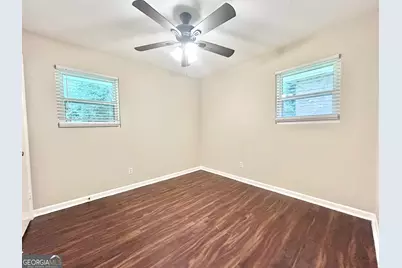 6450 Raymond Drive, Union City, GA 30291 - Photo 13