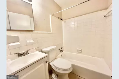 6450 Raymond Drive, Union City, GA 30291 - Photo 15