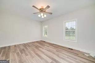 949 Amelia Rd, Locust Grove, GA 30248 - Photo 15