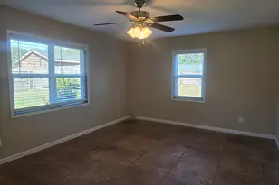 310 W 5th St, Rincon, GA 31326 - Photo 11