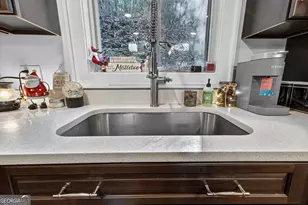 327 Polly Gap Rd, Clayton, GA 30525 - Photo 17