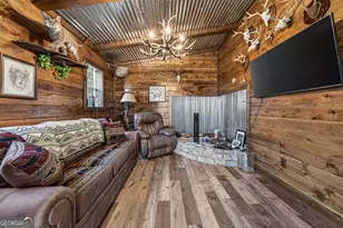 327 Polly Gap Rd, Clayton, GA 30525 - Photo 35