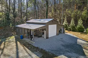 327 Polly Gap Rd, Clayton, GA 30525 - Photo 3