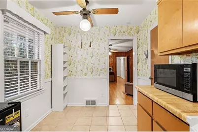 1777 Rosalind Drive NE, Atlanta, GA 30329 - Photo 9