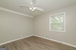 608 Upland Ridge Dr NW, Conyers, GA 30012 - Photo 13