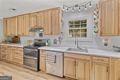 500 Motley Drive, Lafayette, GA 30728 - Photo 9