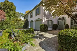 19 Mooregate Square, Atlanta, GA 30327 - Photo 1