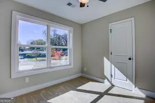 523 E Chappell St, Griffin, GA 30223 - Photo 25