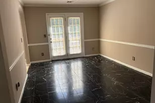 10725 Barberry Dr, Hampton, GA 30228 - Photo 3