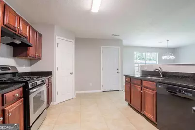7190 Cavender Drive SW, Atlanta, GA 30331 - Photo 17