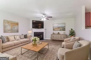 7190 Cavender Dr SW, Atlanta, GA 30331 - Photo 5