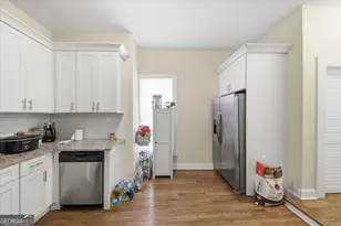 224 W Tinsley St, Griffin, GA 30223 - Photo 15