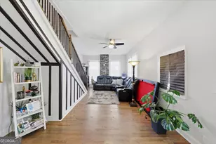 224 W Tinsley St, Griffin, GA 30223 - Photo 7