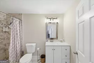 224 W Tinsley St, Griffin, GA 30223 - Photo 23