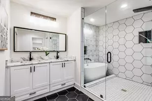 1328 Gus Thornhill Jr Dr, East Point, GA 30344 - Photo 19