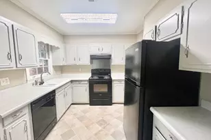 300 Springdale Dr, Lagrange, GA 30240 - Photo 5