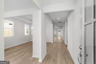 579 Grand Wehunt, Hoschton, GA 30548 - Photo 5