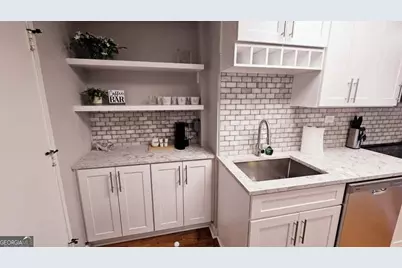 300 Peachtree Street NE #17H, Atlanta, GA 30332 - Photo 5