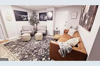 300 Peachtree Street NE #17H, Atlanta, GA 30332 - Photo 3