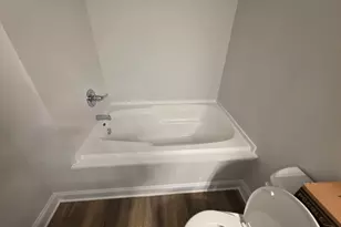 546 Hargrove Lake Rd, Arnoldsville, GA 30619 - Photo 3