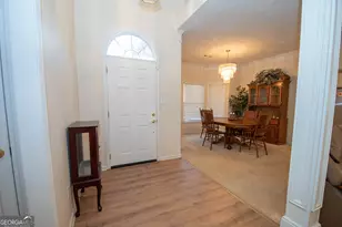 200 Barrington Grange Dr, Sharpsburg, GA 30277 - Photo 3