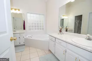 200 Barrington Grange Dr, Sharpsburg, GA 30277 - Photo 15