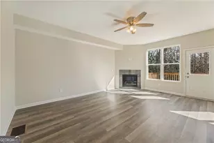 978 Valley Rock Dr, Lithonia, GA 30058 - Photo 17