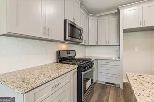 978 Valley Rock Dr, Lithonia, GA 30058 - Photo 11