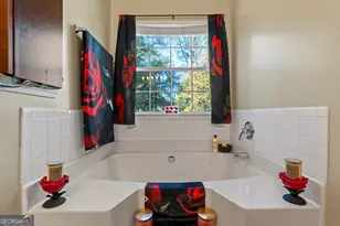 1546 Evergreen Hollow Ln, Conyers, GA 30012 - Photo 19