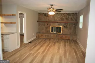 105 Deep Forest Ln, Fayetteville, GA 30215 - Photo 3