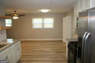 105 Deep Forest Ln, Fayetteville, GA 30215 - Photo 9