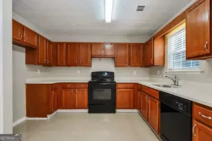 70 Summer Ln, Covington, GA 30016 - Photo 7