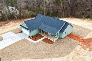 83 Derring Cir, Newnan, GA 30263 - Photo 3