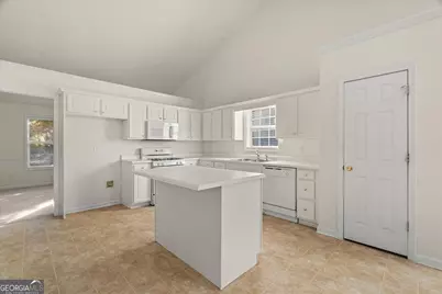 4520 Lafayette Lane, Loganville, GA 30052 - Photo 13