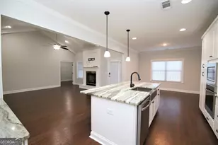 501 Lago Ct, Lagrange, GA 30241 - Photo 7