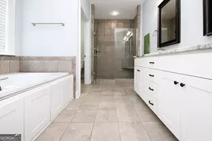 501 Lago Ct, Lagrange, GA 30241 - Photo 7