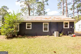 2312 Spurgeon St, Waycross, GA 31501 - Photo 5