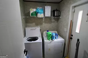 1724 Brook Run Dr, Register, GA 30452 - Photo 7