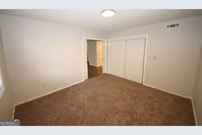6851 Roswell Road #D15, Atlanta, GA 30328 - Photo 11