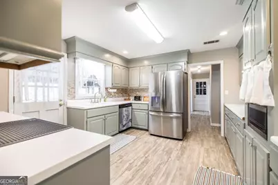 201 Belmont Drive, Warner Robins, GA 31088 - Photo 13