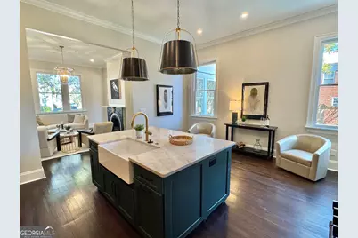 111 E 49th Street, Savannah, GA 31405 - Photo 11