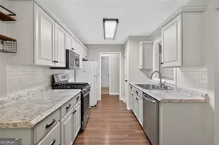 5683 Riverside Walk Dr, Sugar Hill, GA 30518 - Photo 15