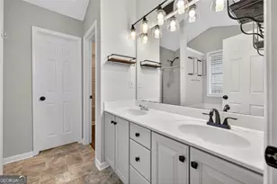 5683 Riverside Walk Dr, Sugar Hill, GA 30518 - Photo 31