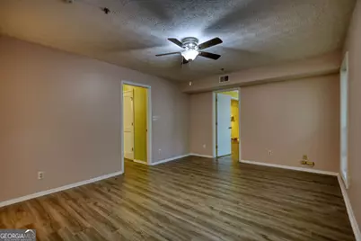 2205 Cumberland Court SE, Smyrna, GA 30080 - Photo 31