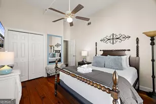 105 Whitaker St, Savannah, GA 31401 - Photo 11