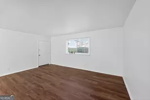 2516 Peachwood Circle, Atlanta, GA 30345 - Photo 9